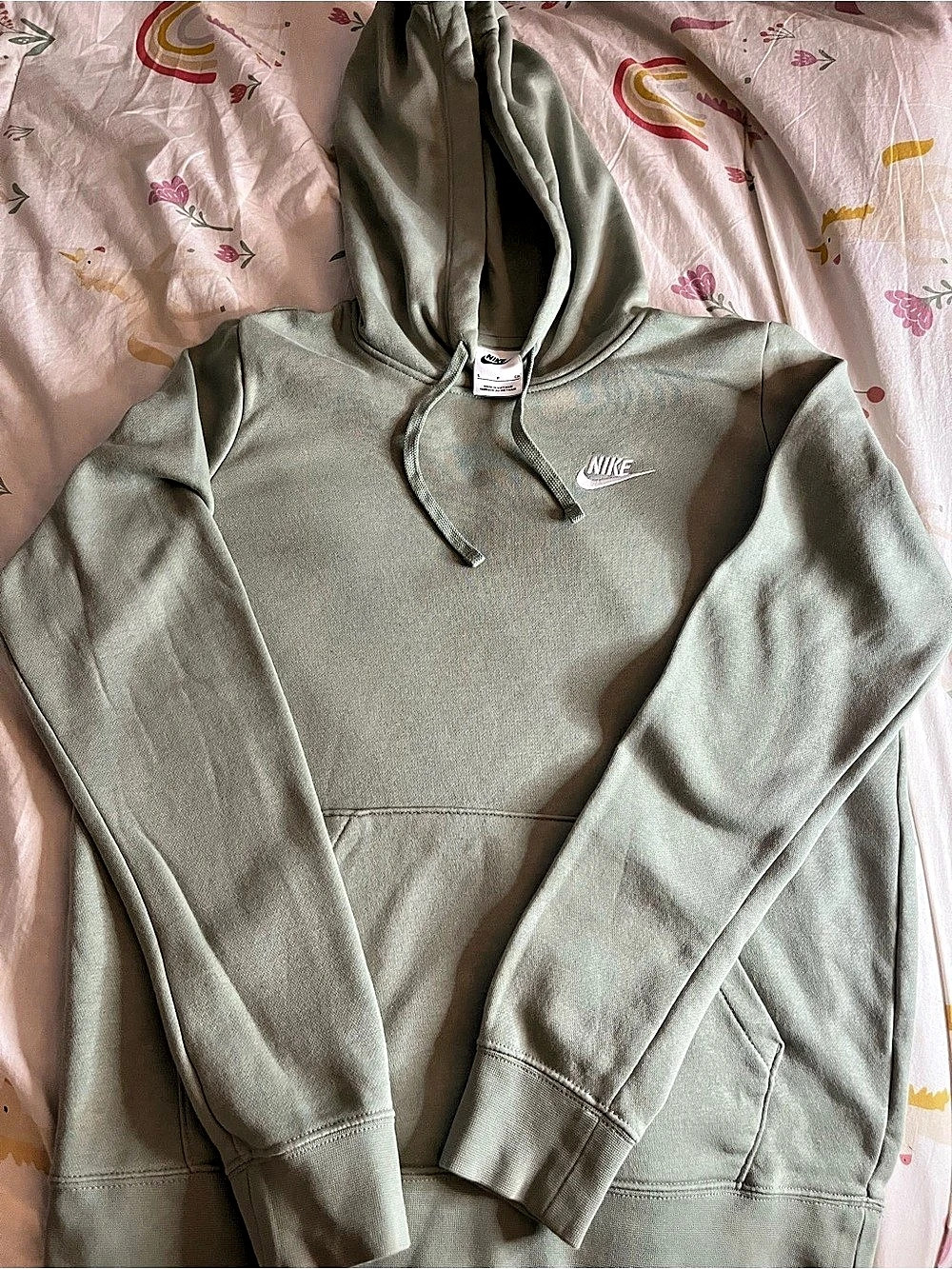 Nike Sportswear Club Fleece Pullover Hoodie Sage Green Small